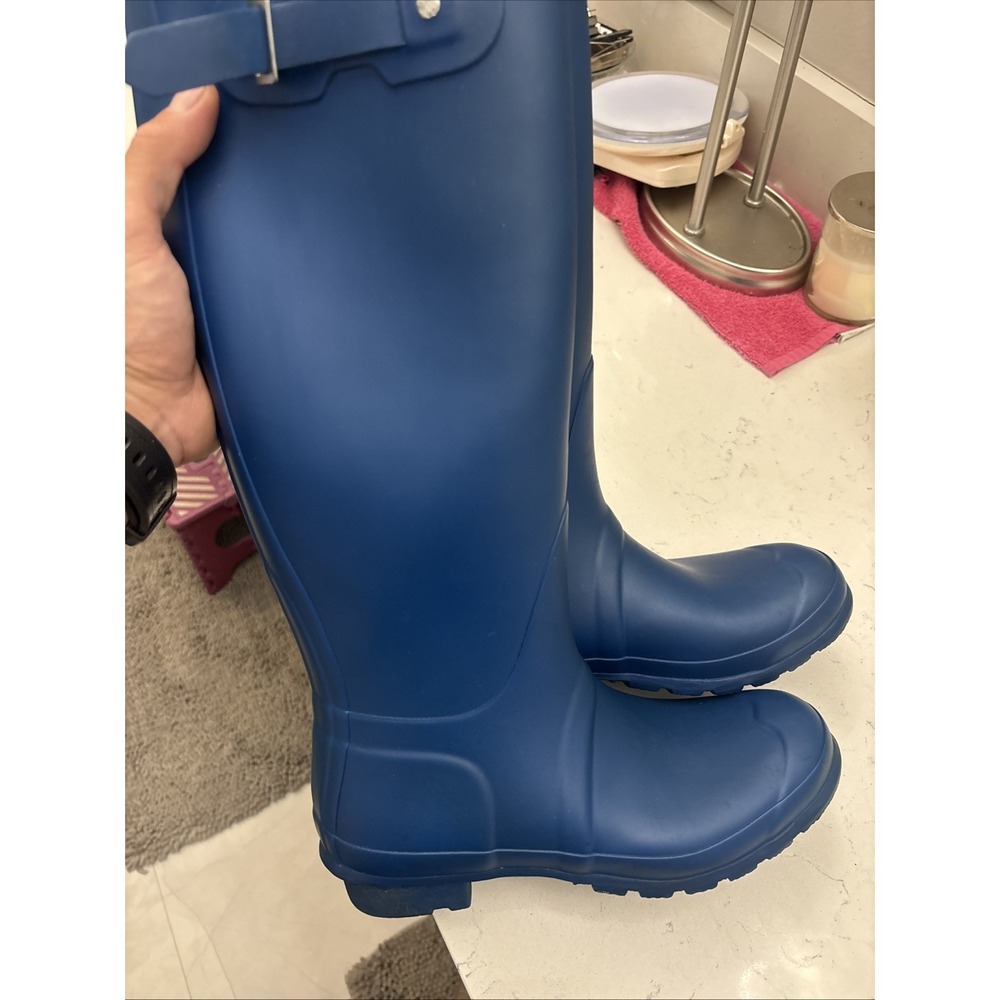 hunter rain boots 8 men blue